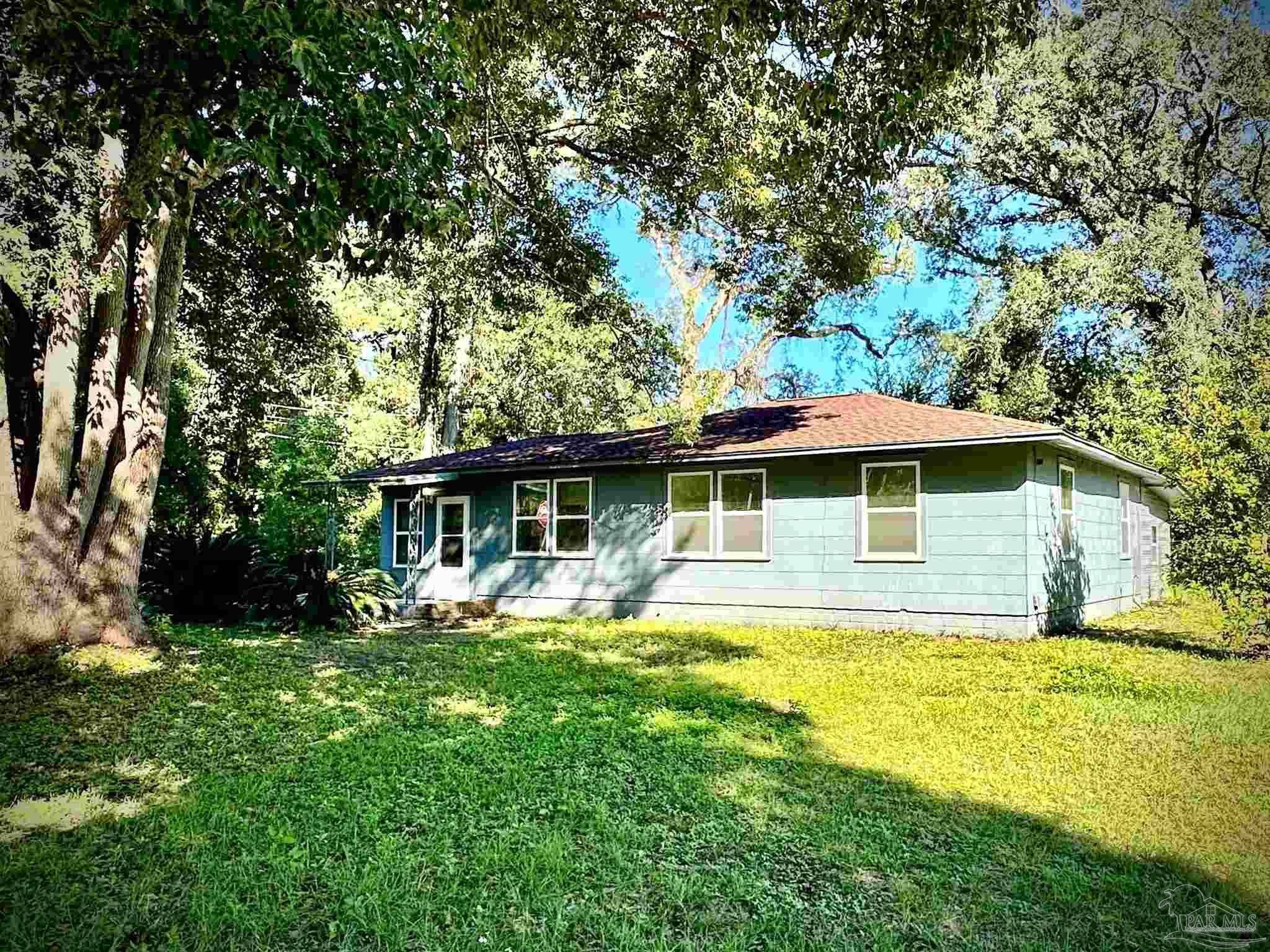 Pensacola, FL 32506,20 Gulf St