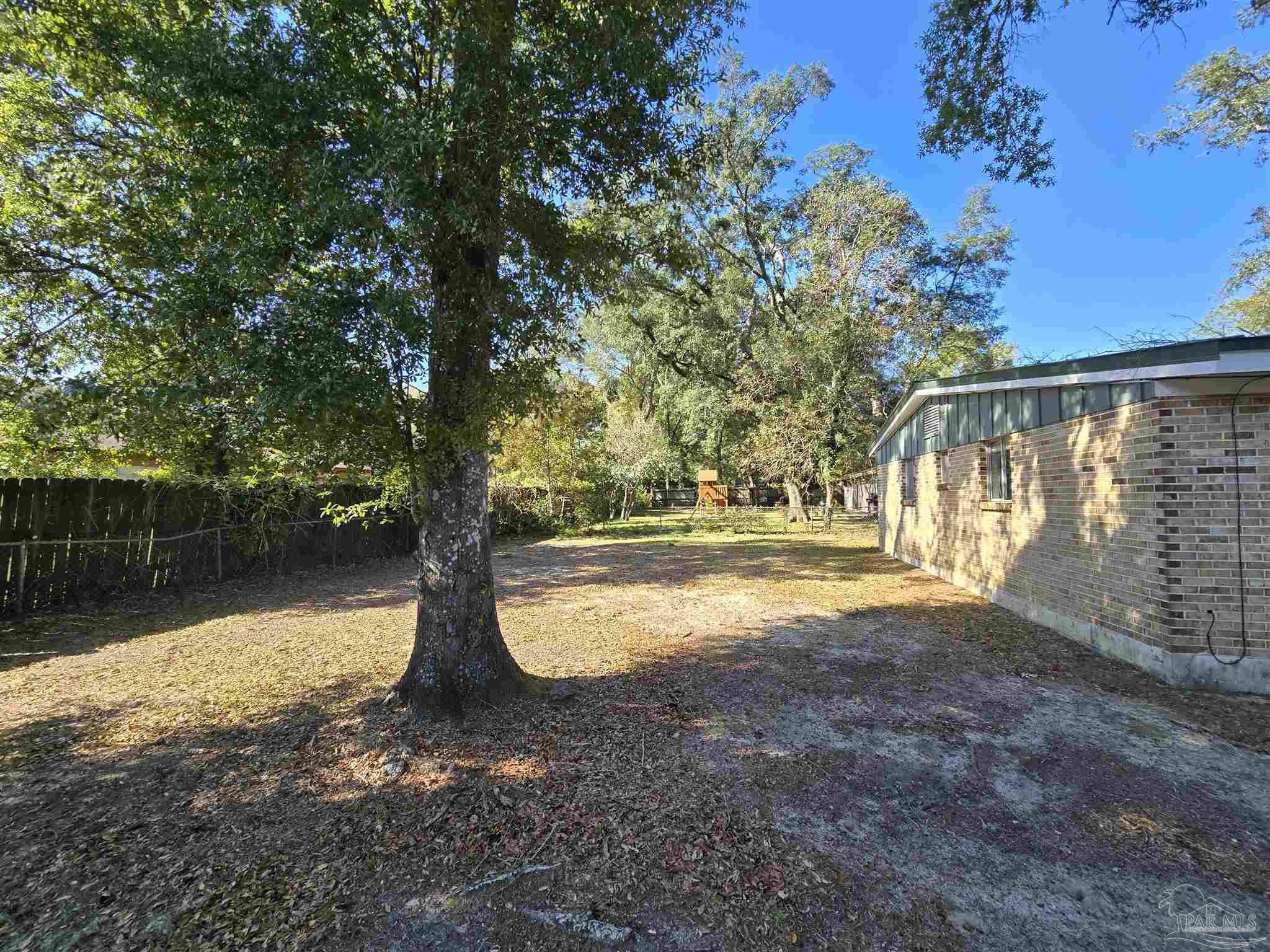 Milton, FL 32570,6445 Berryhill Rd