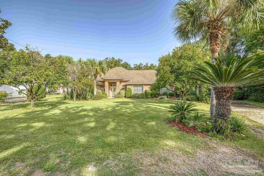 Gulf Breeze, FL 32563,5120 Cedar St