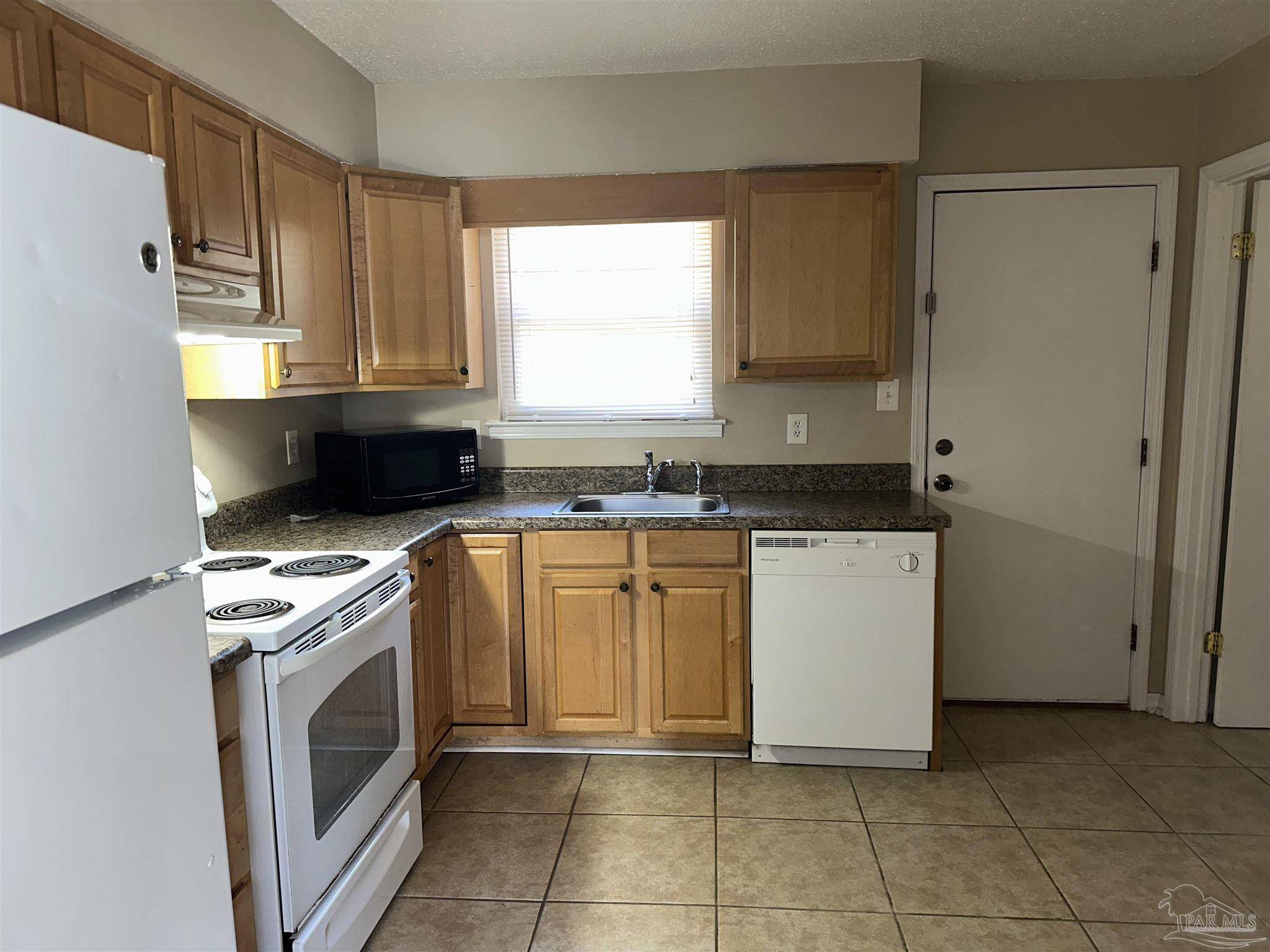Gulf Breeze, FL 32563,3406 Greenbriar Cir