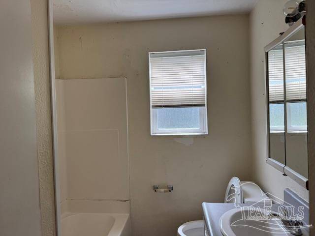 Pensacola, FL 32505,4011 W Jackson St