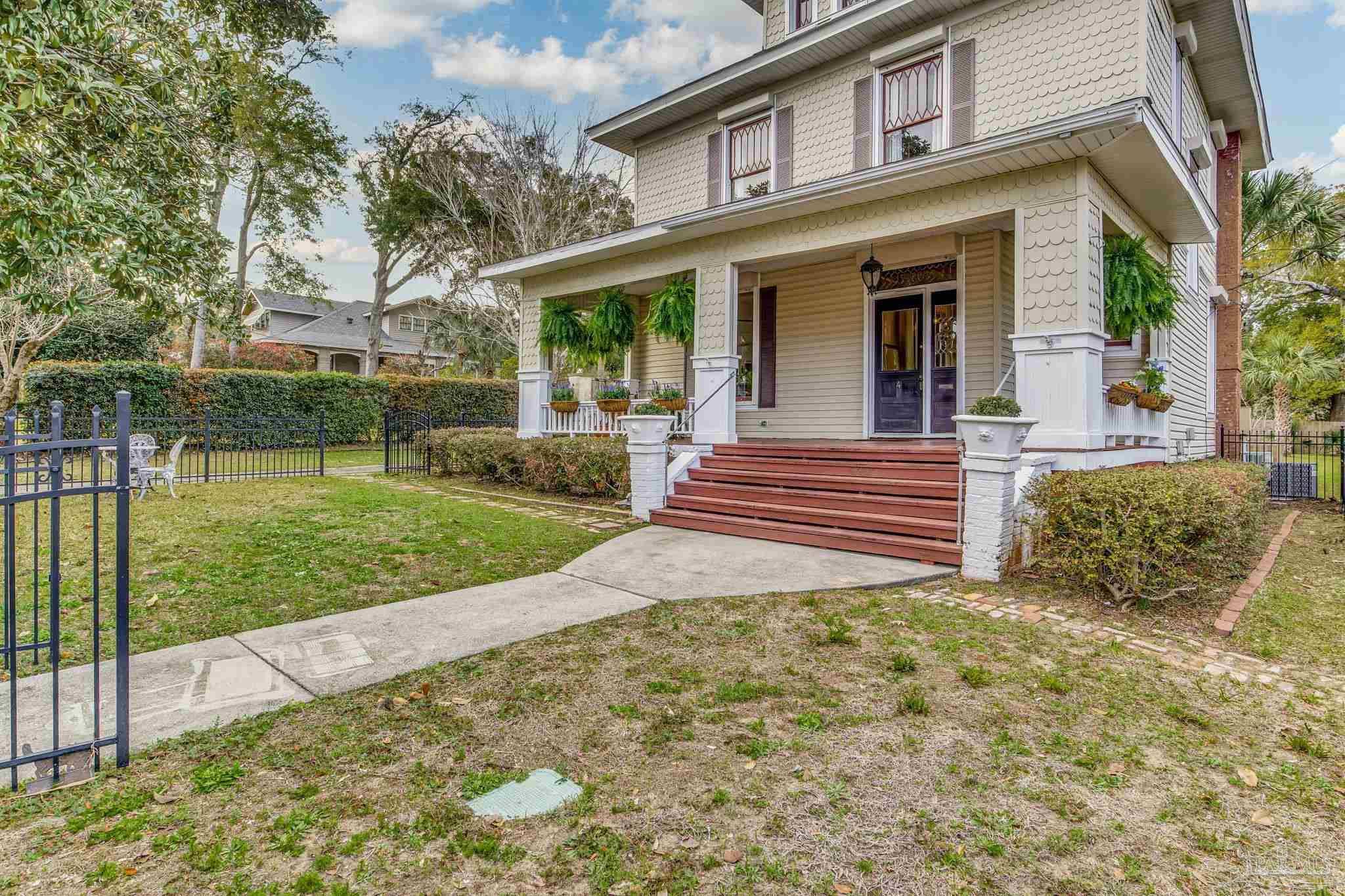 Pensacola, FL 32501,4 W Lee St