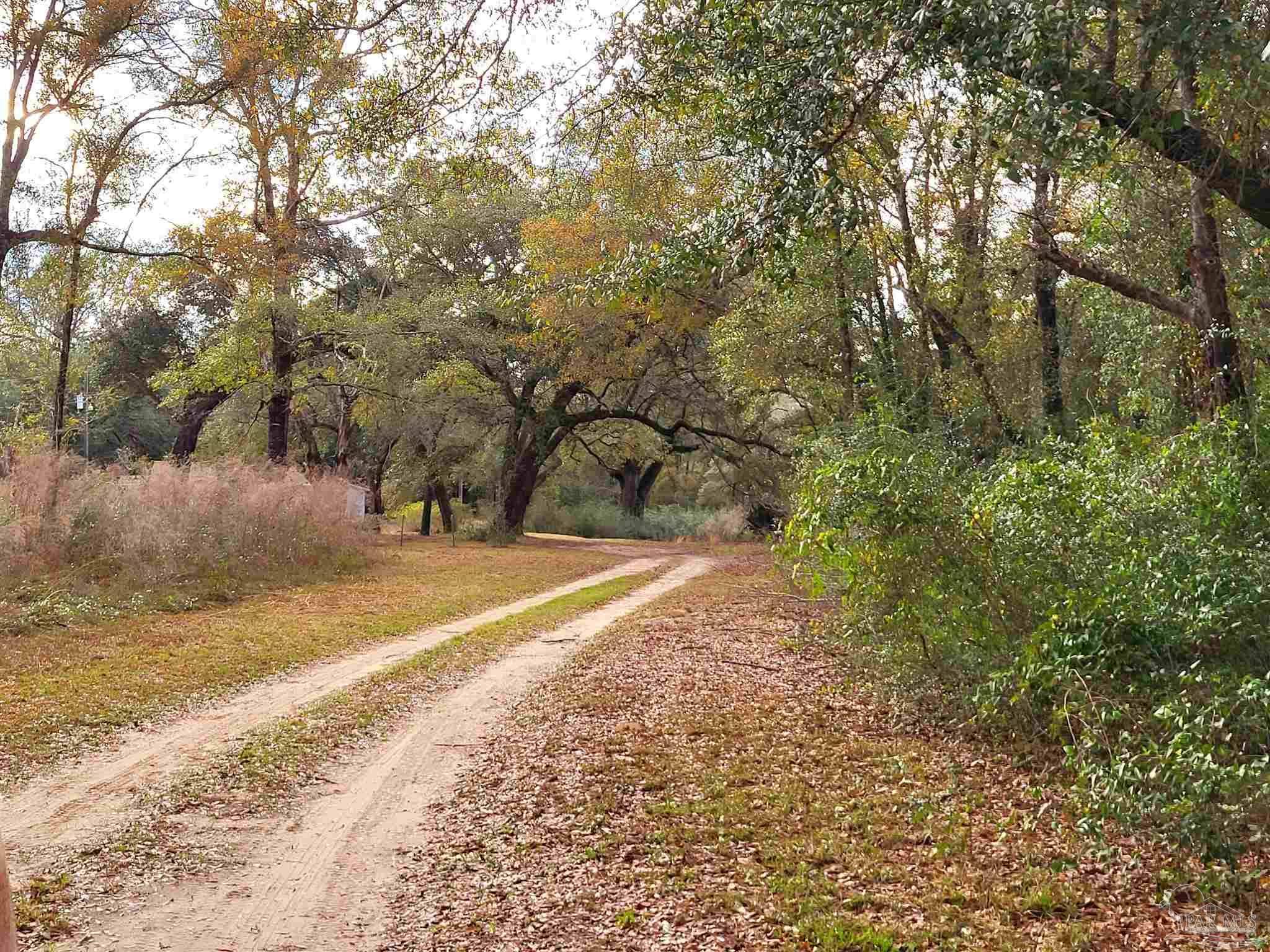 Milton, FL 32583,7474 Embers Ln