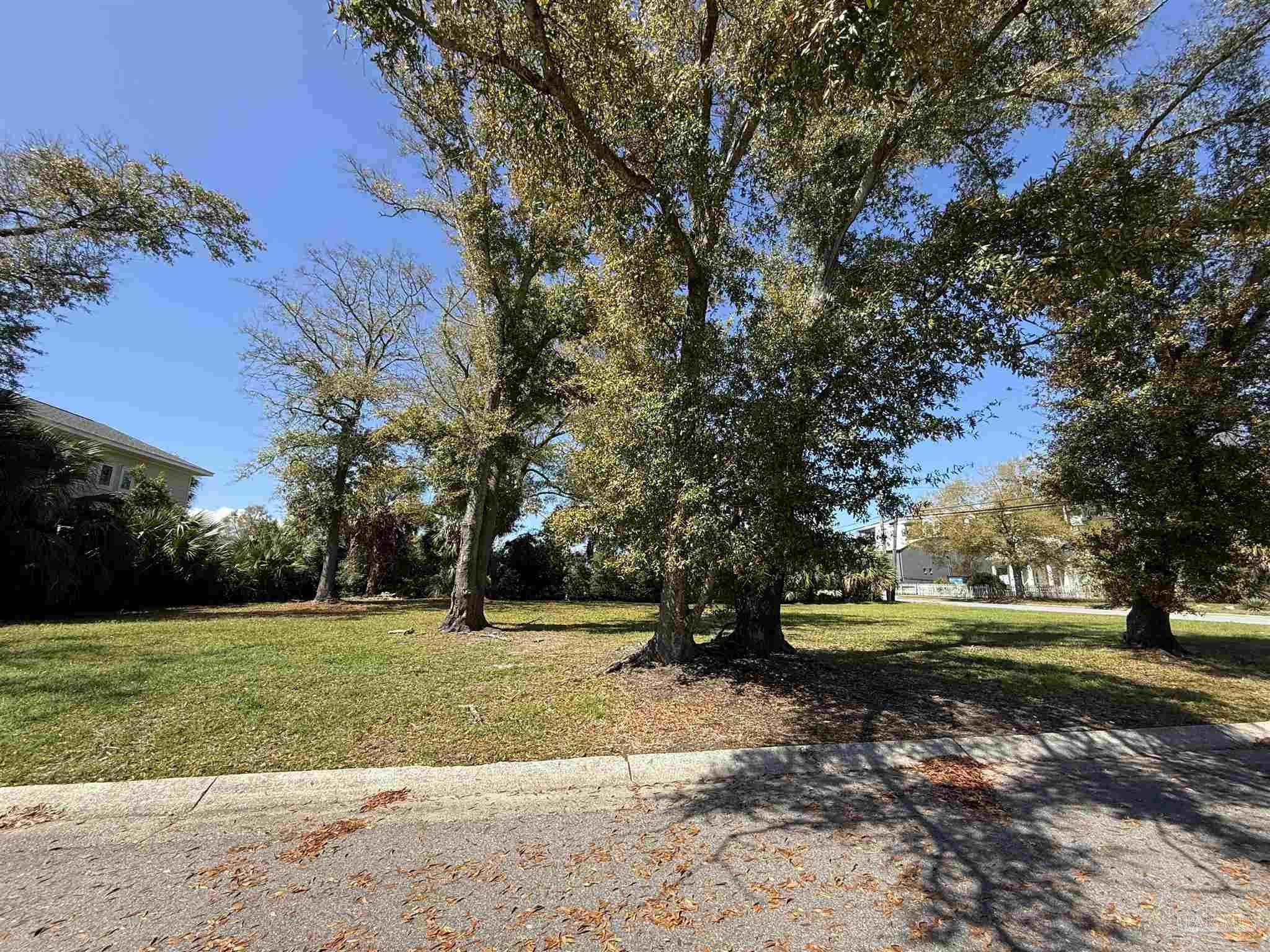 Pensacola, FL 32502,601 W Romana St