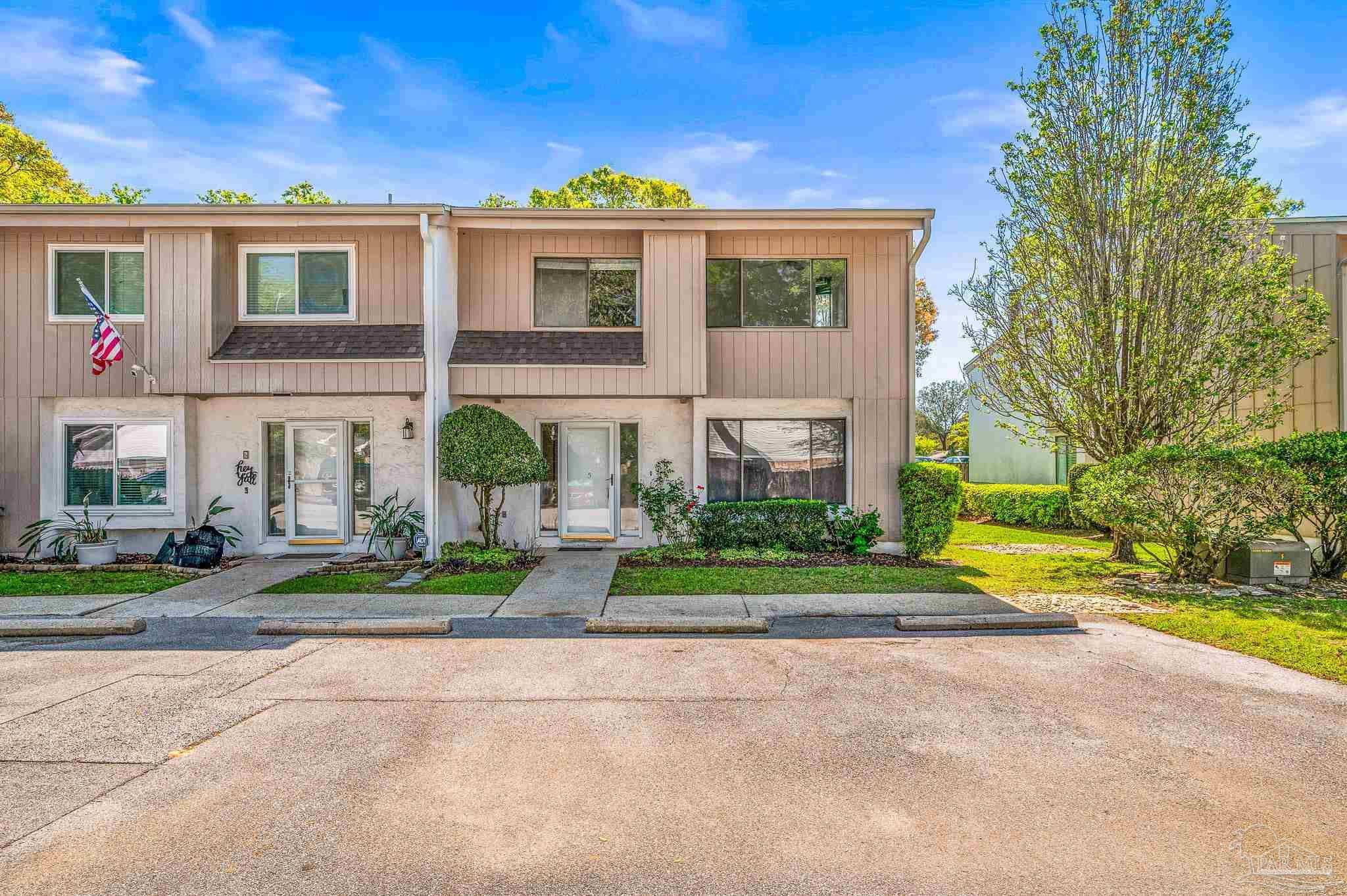 Pensacola, FL 32504,3400 Wimbledon Dr