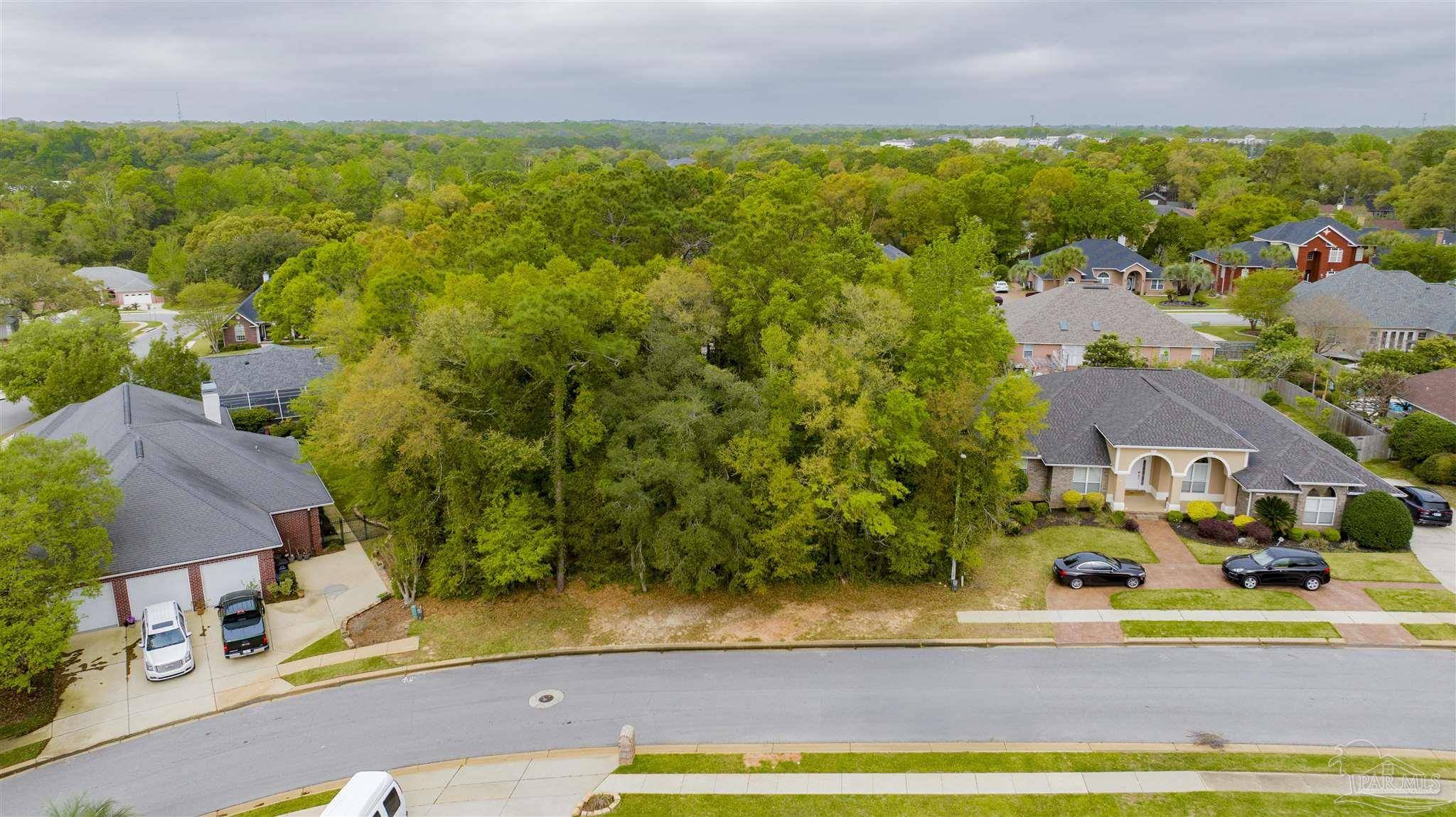 Pensacola, FL 32504,6011 Chapman Cir