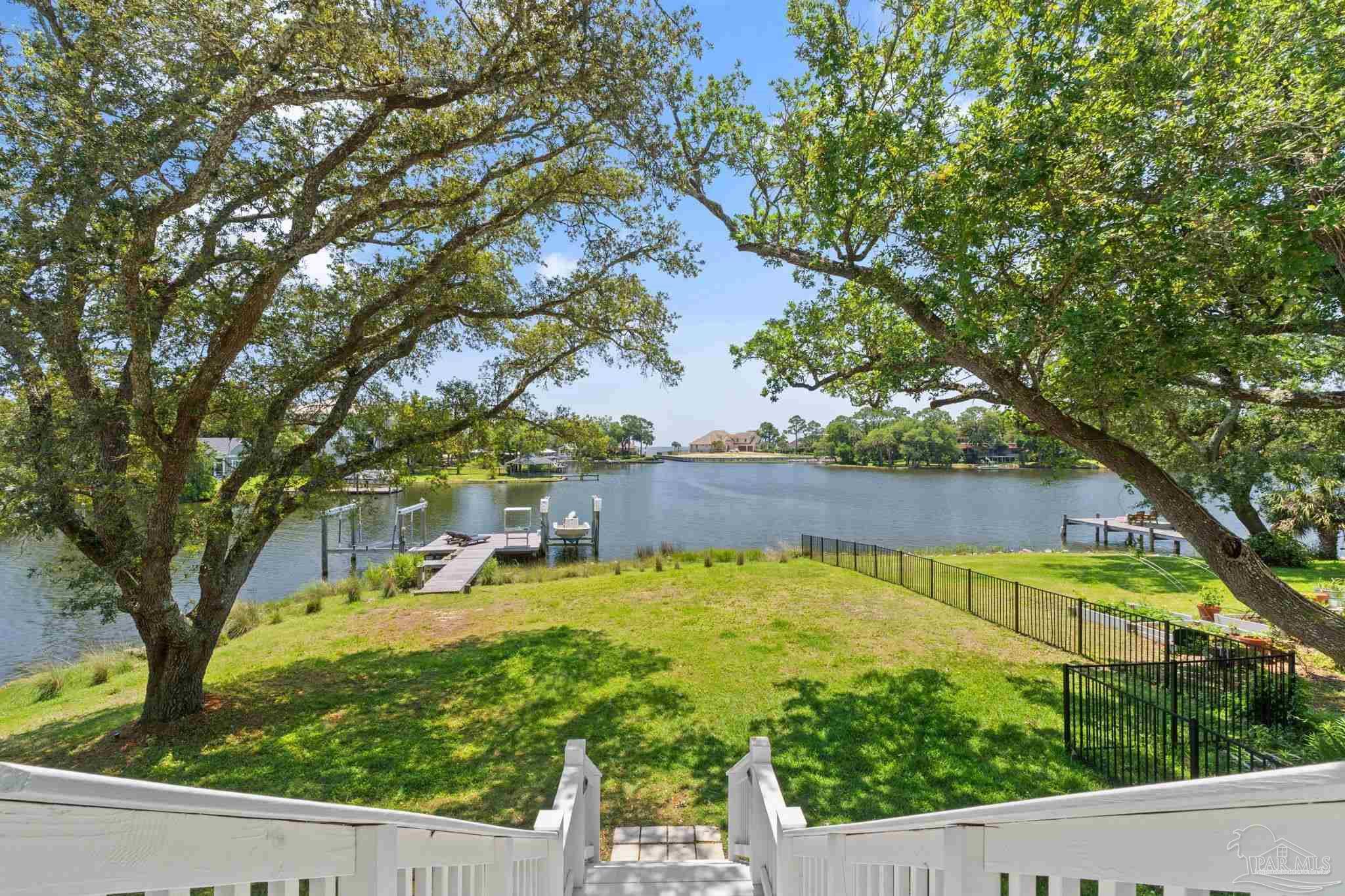 Pensacola, FL 32507,74 Star Lake Dr