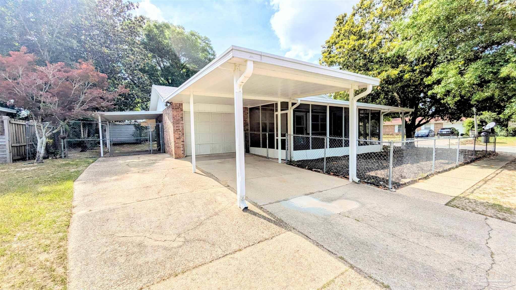 Pensacola, FL 32526,7004 Balboa Dr