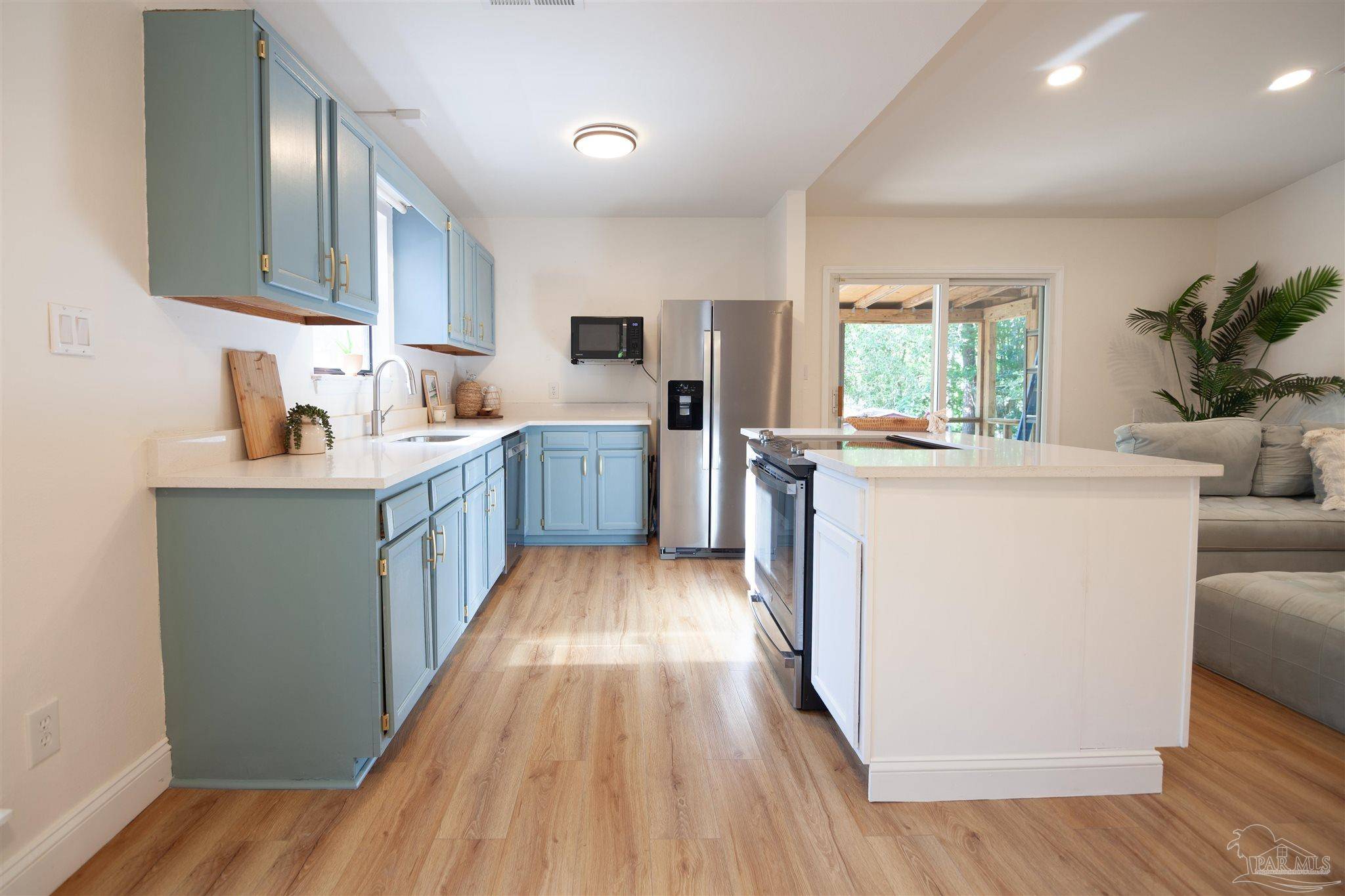 Gulf Breeze, FL 32563,2726 Sanibel Pl