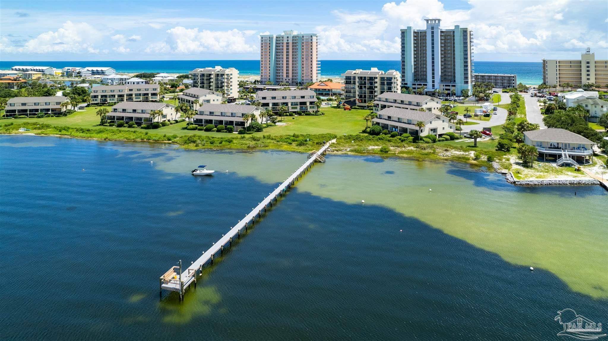 Pensacola Beach, FL 32561,900 Ft Pickens Rd