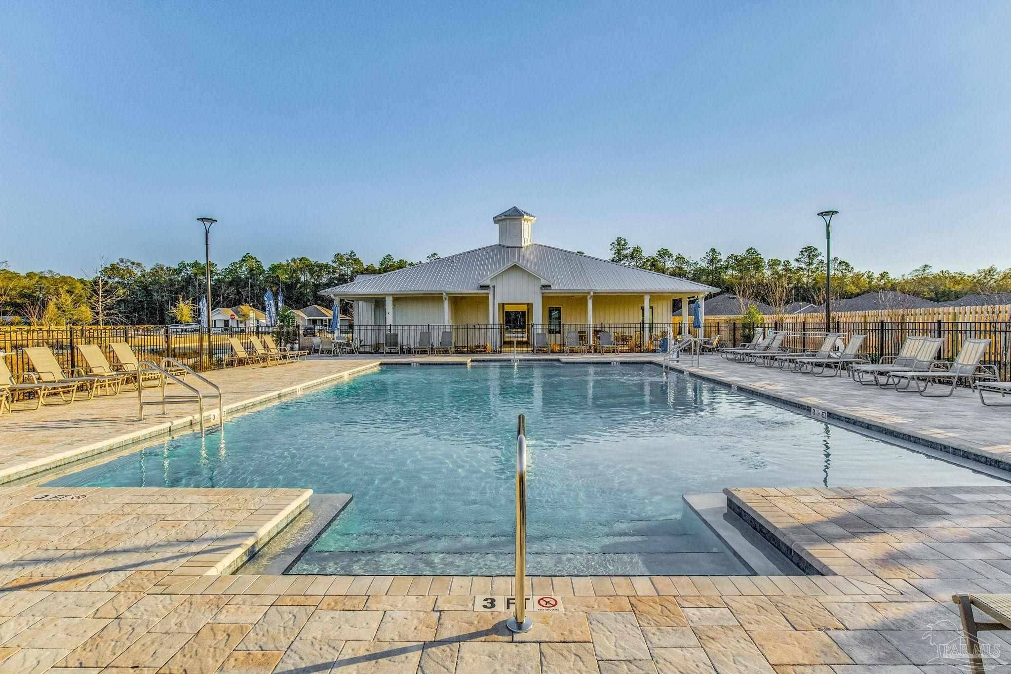 Milton, FL 32583,6344 Firefly Dr