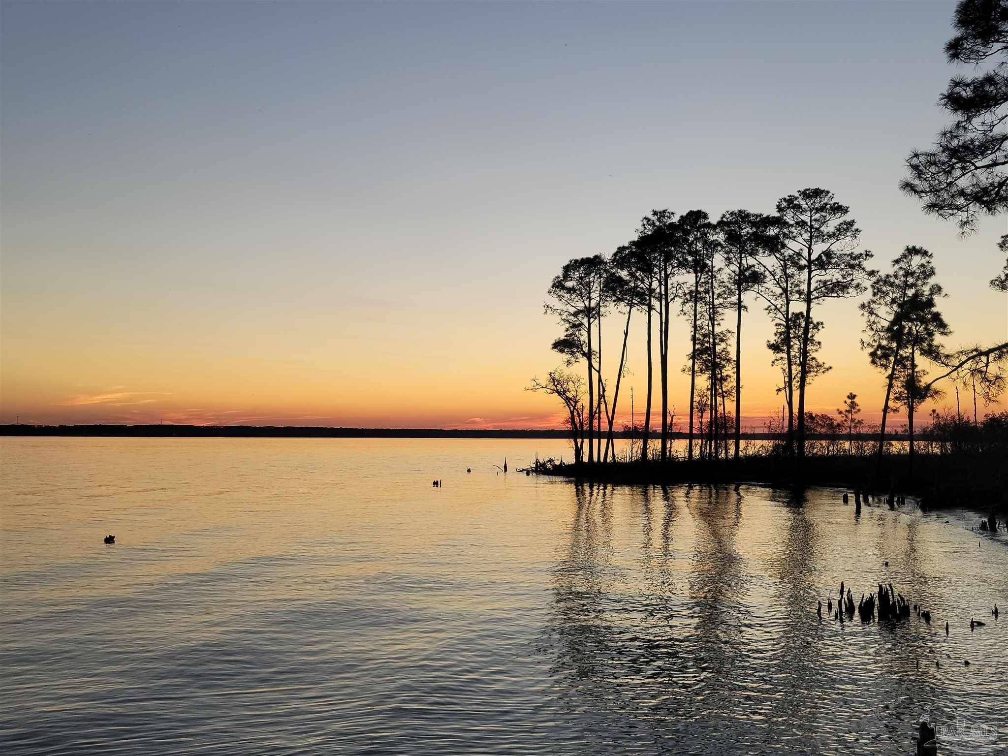 Milton, FL 32583,4500 Fishermans Point Dr