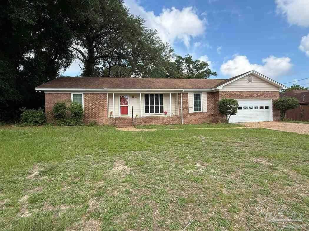 Pensacola, FL 32506,202 S 73rd Ave