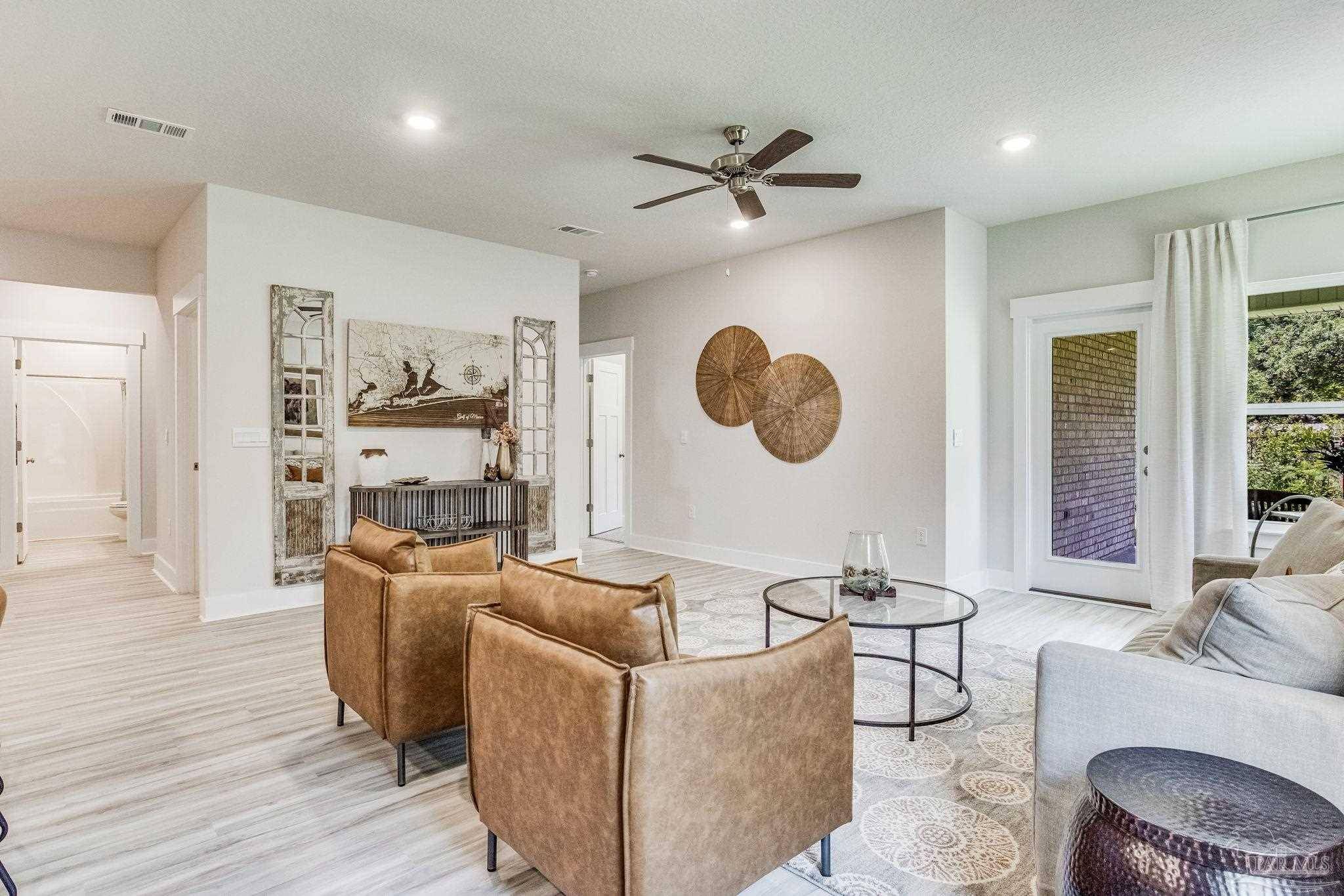 Pensacola, FL 32526,8406 Riverstone Dr