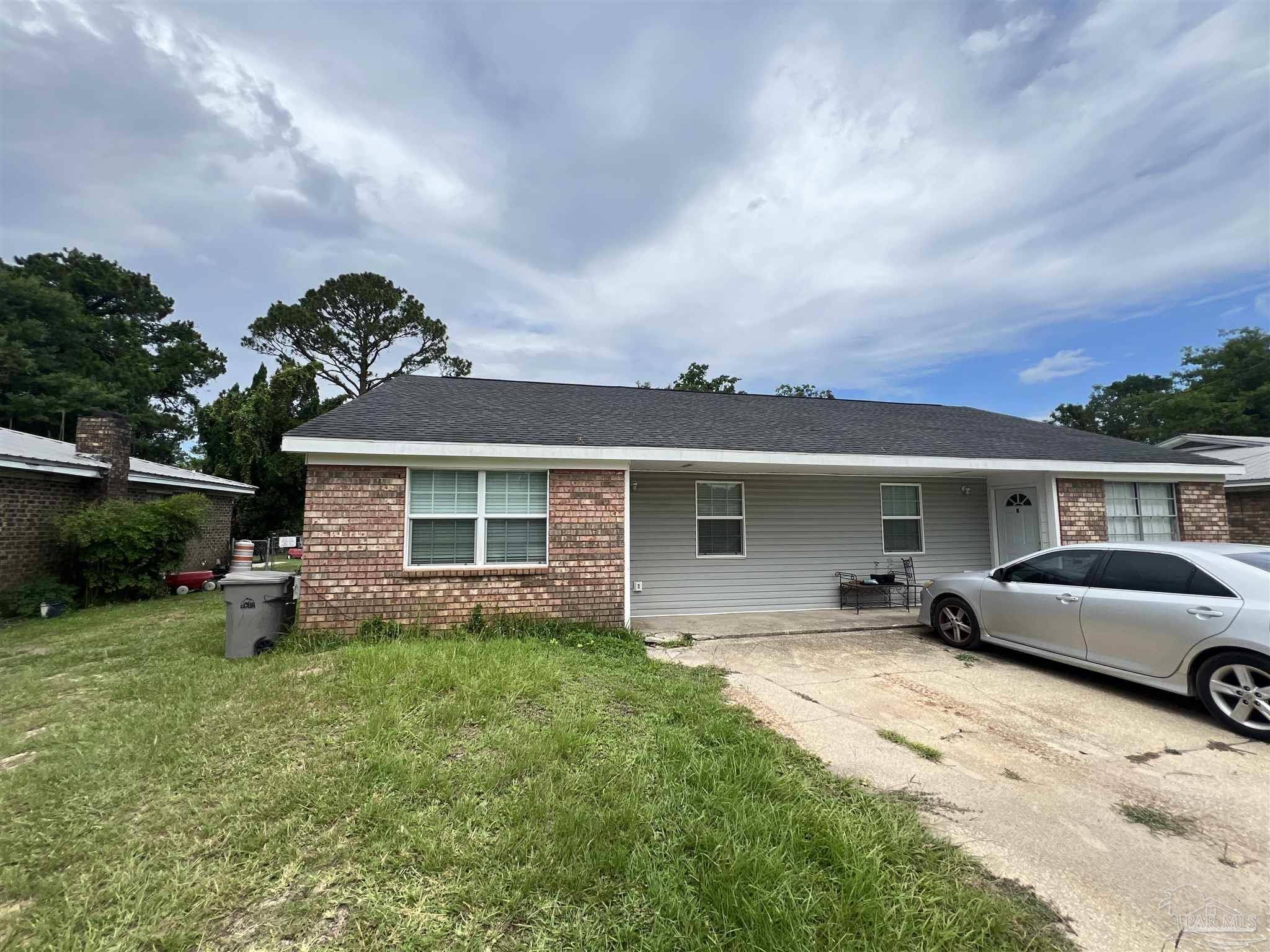 Pensacola, FL 32507,927 Bremen Ave