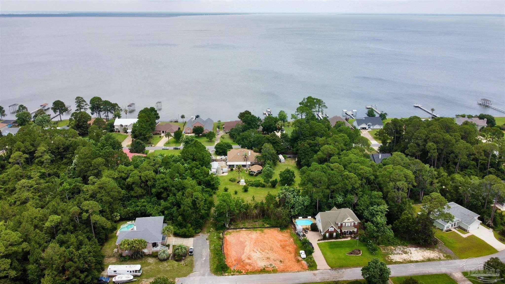 Gulf Breeze, FL 32563,3878 Captains Ct