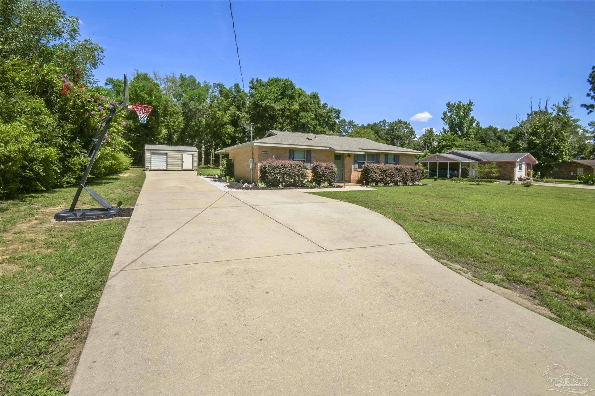 Crestview, FL 32539,5519 Royal St