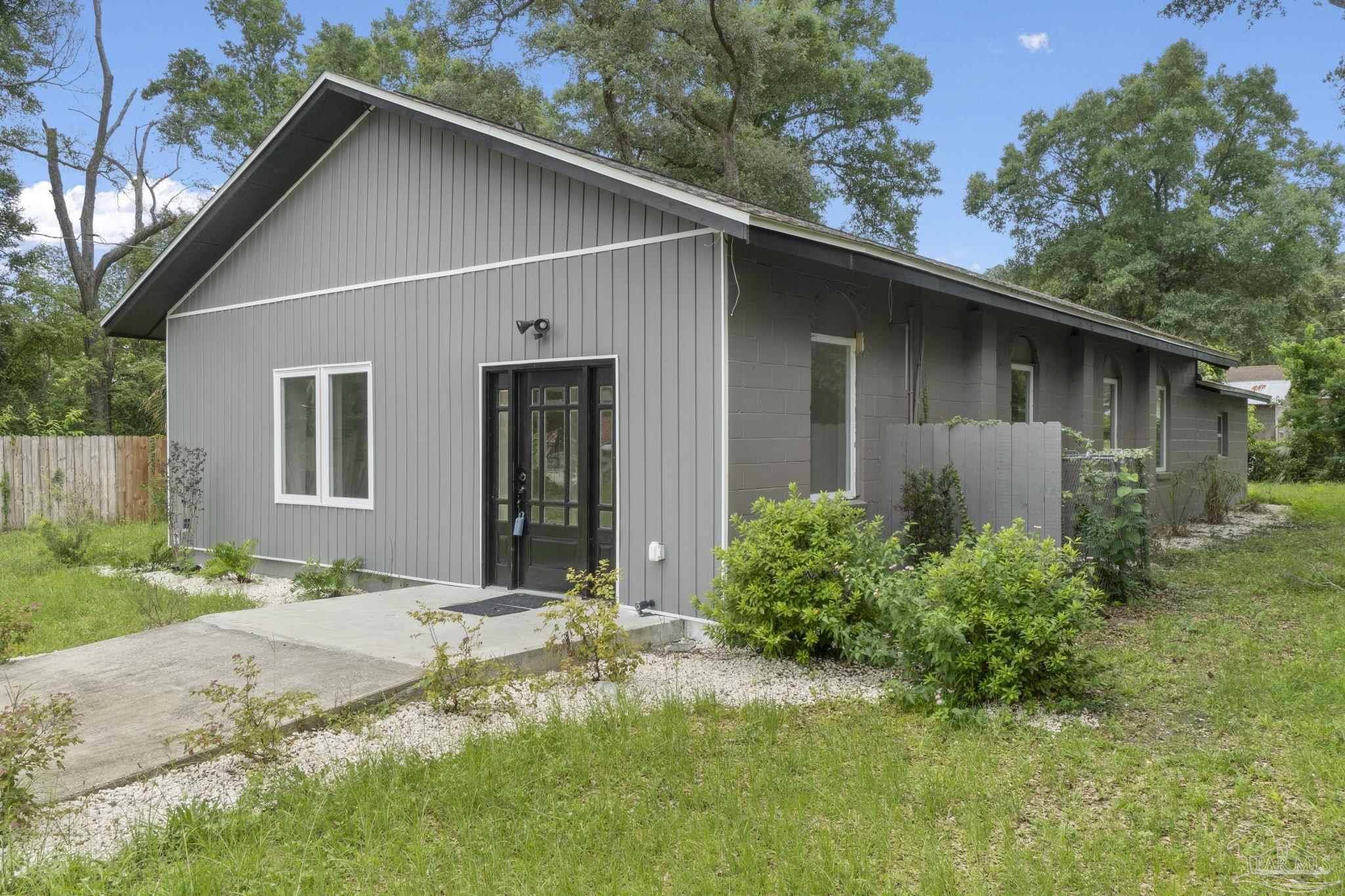 Pensacola, FL 32501,1305 W Scott St