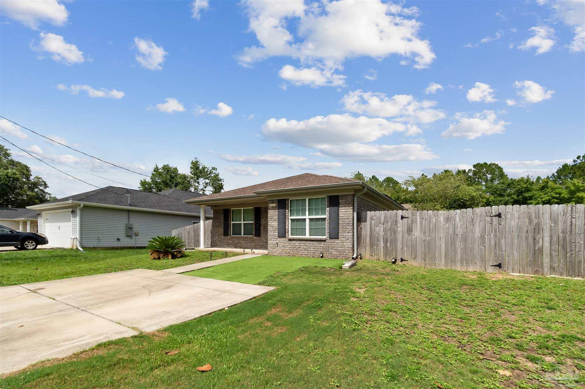 Navarre, FL 32566,2188 Janet St