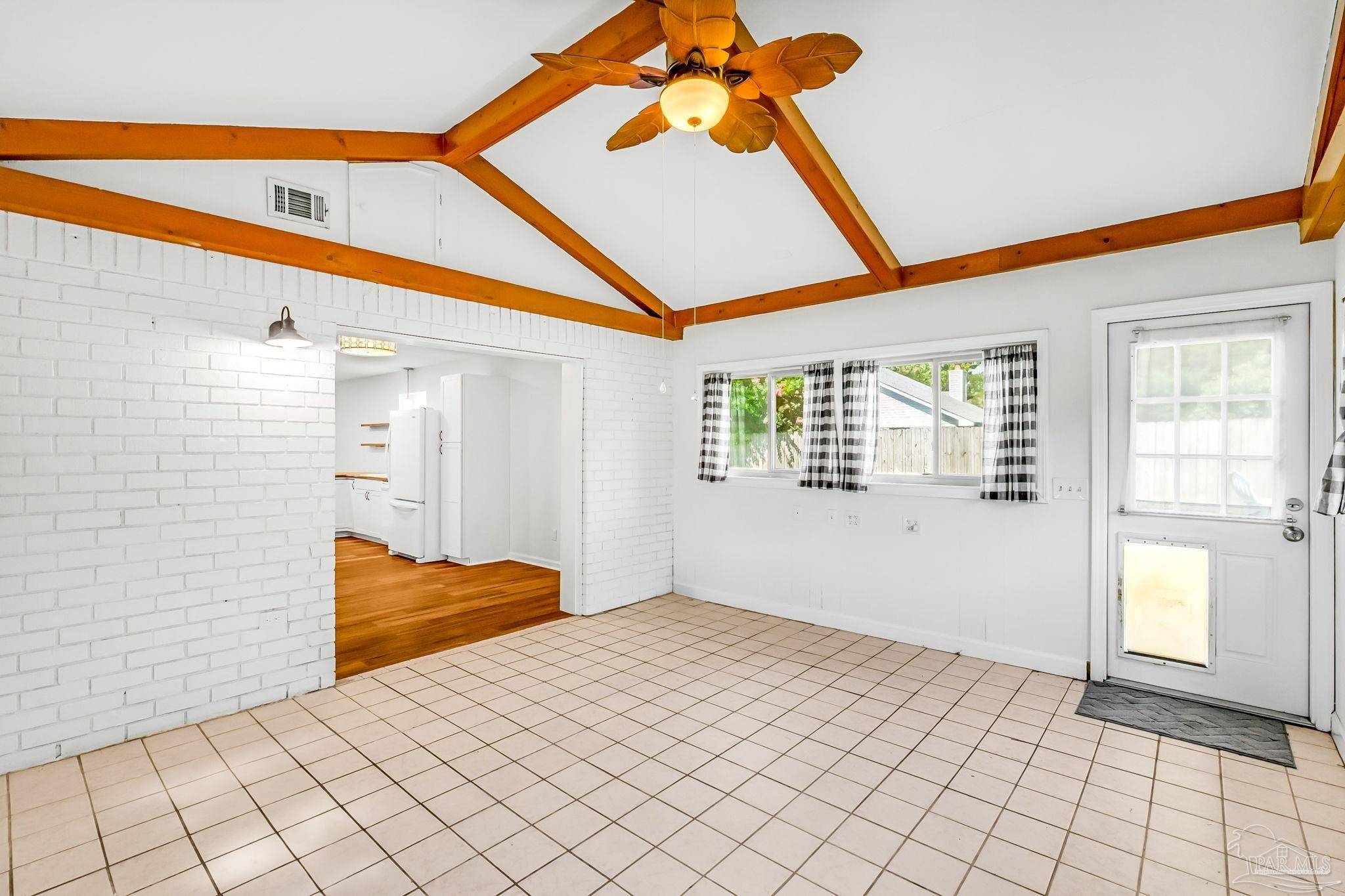 Pensacola, FL 32506,6852 Lake Joanne Dr