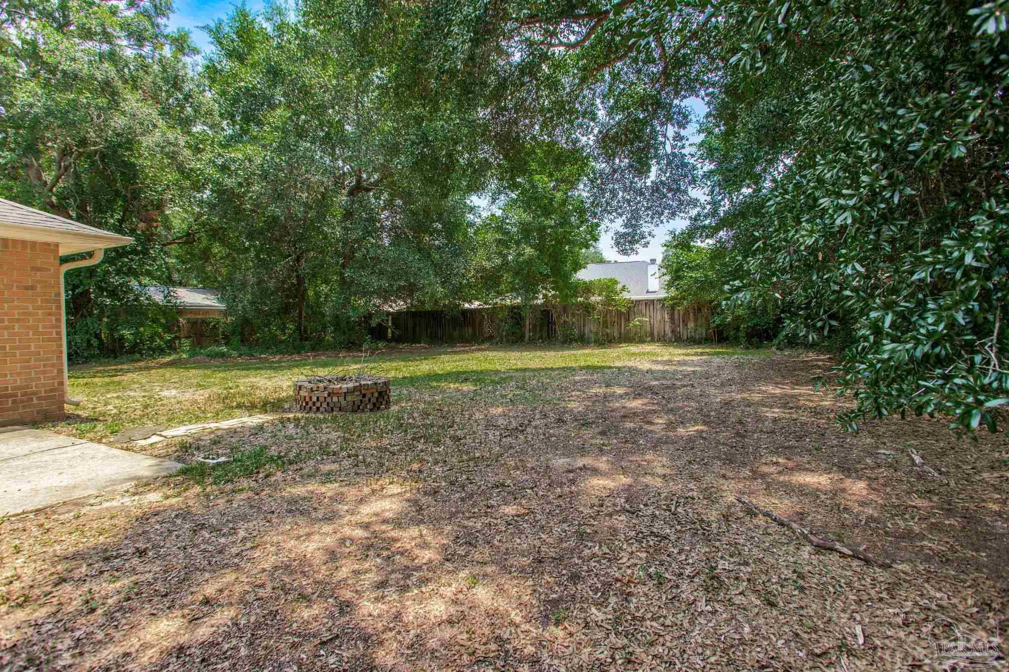 Milton, FL 32570,6141 Hamilton Bridge Rd