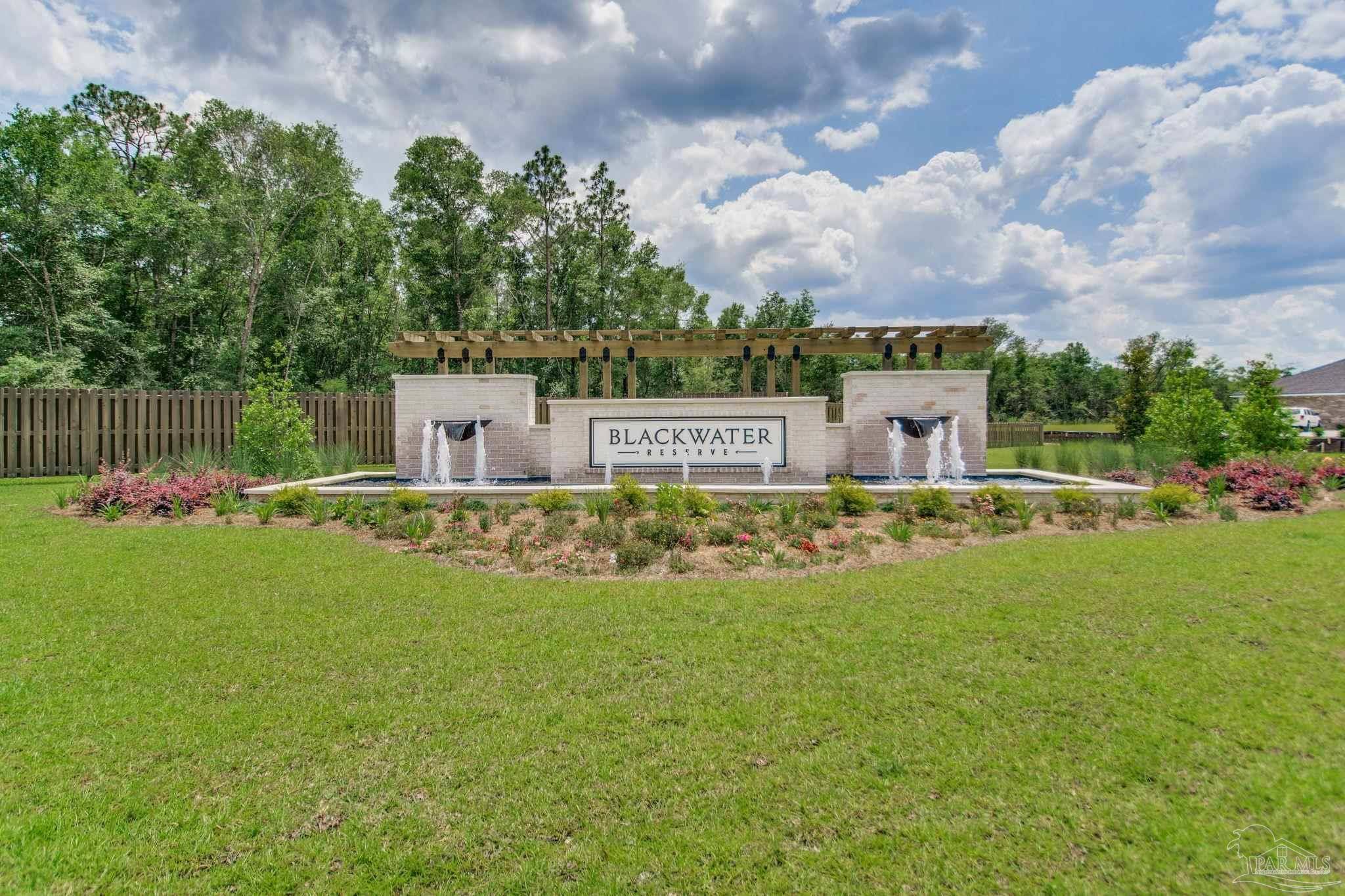 Milton, FL 32583,8068 Fir Tree Dr