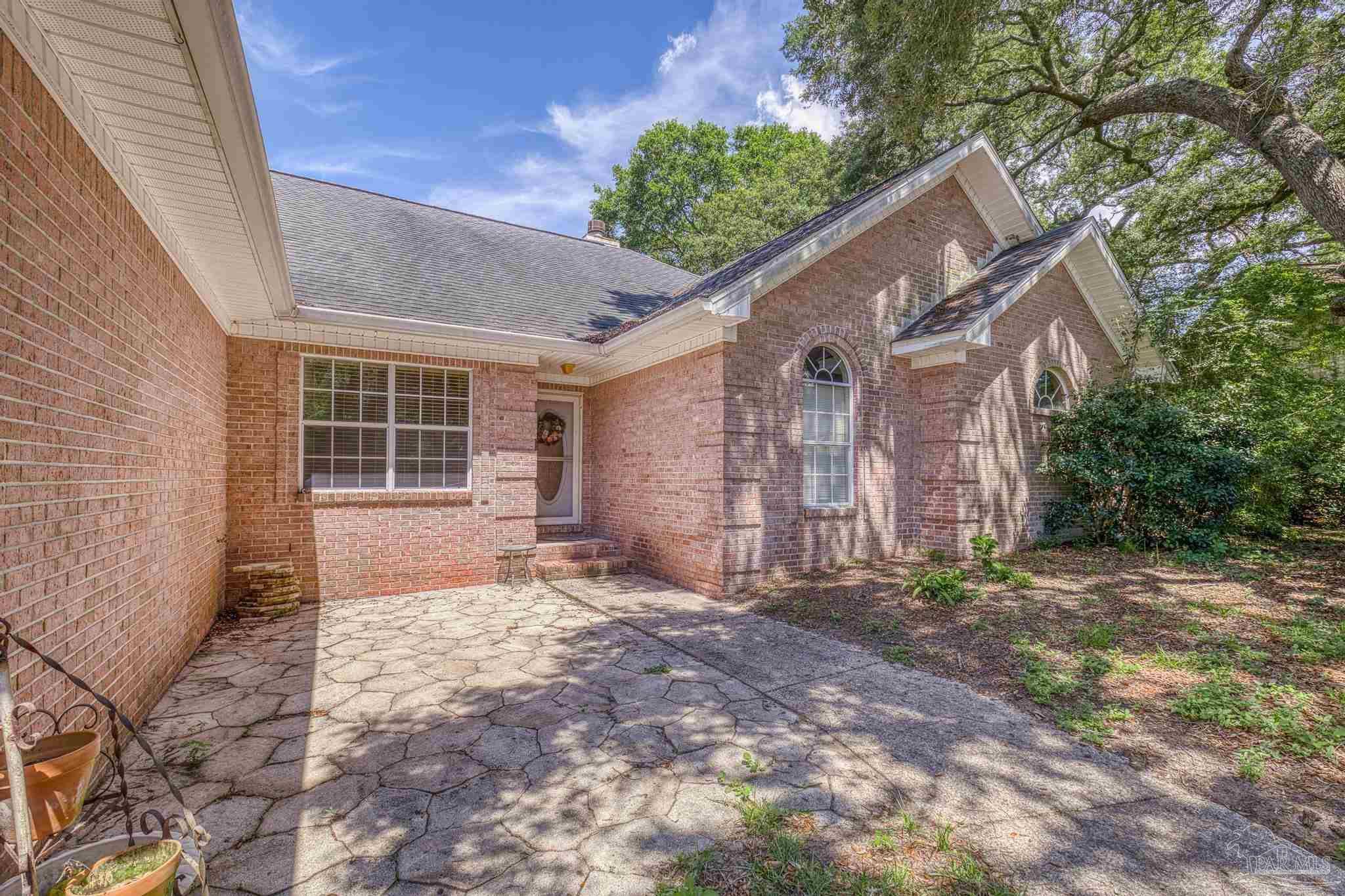 Pensacola, FL 32506,207 Arabian Dr