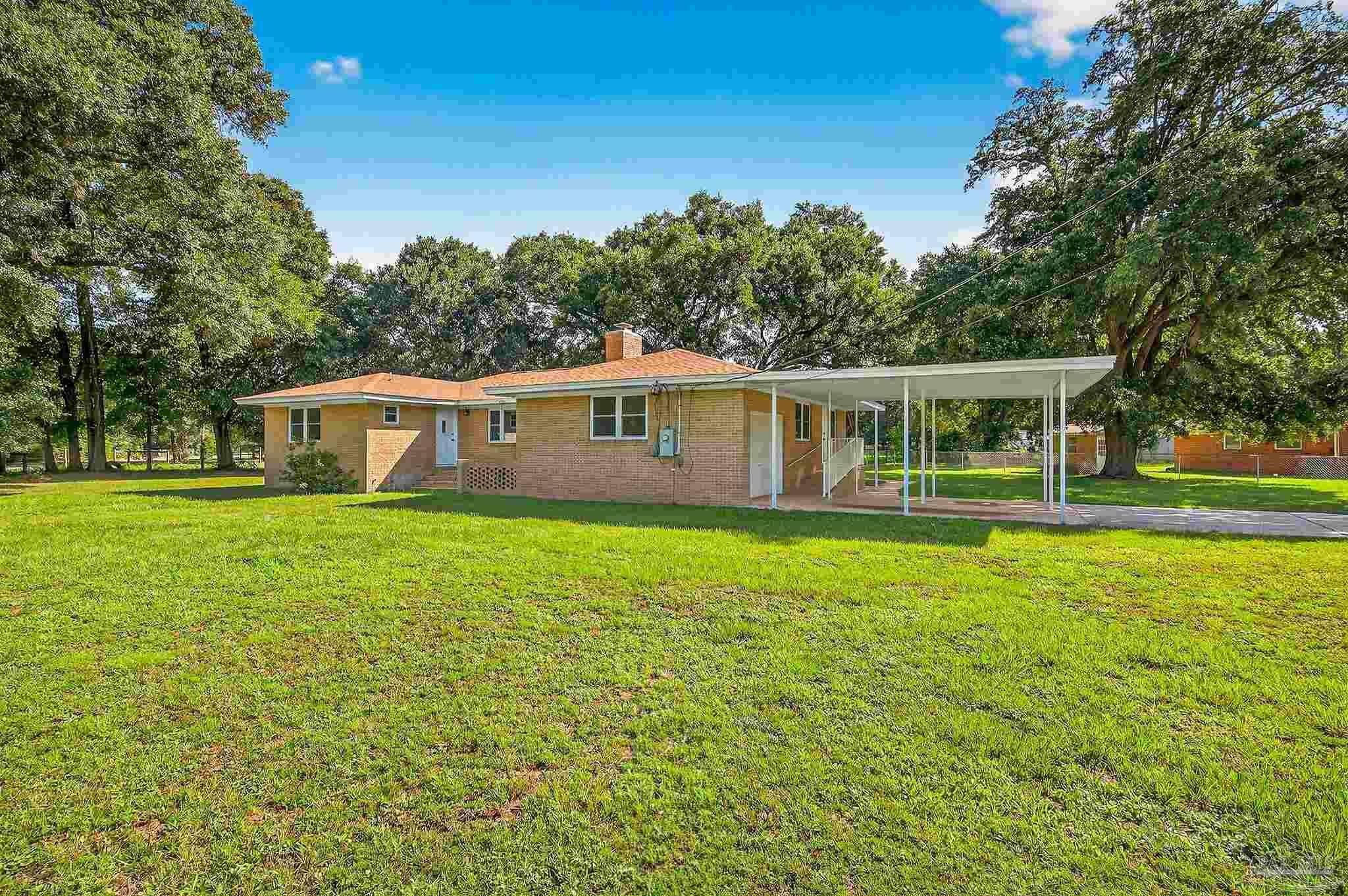 Milton, FL 32583,4700 Anna Simpson Rd