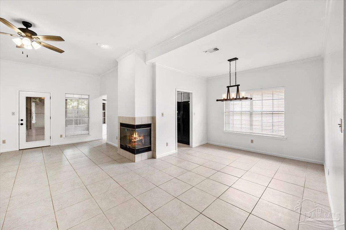 Gulf Breeze, FL 32563,4172 Longwood Cir