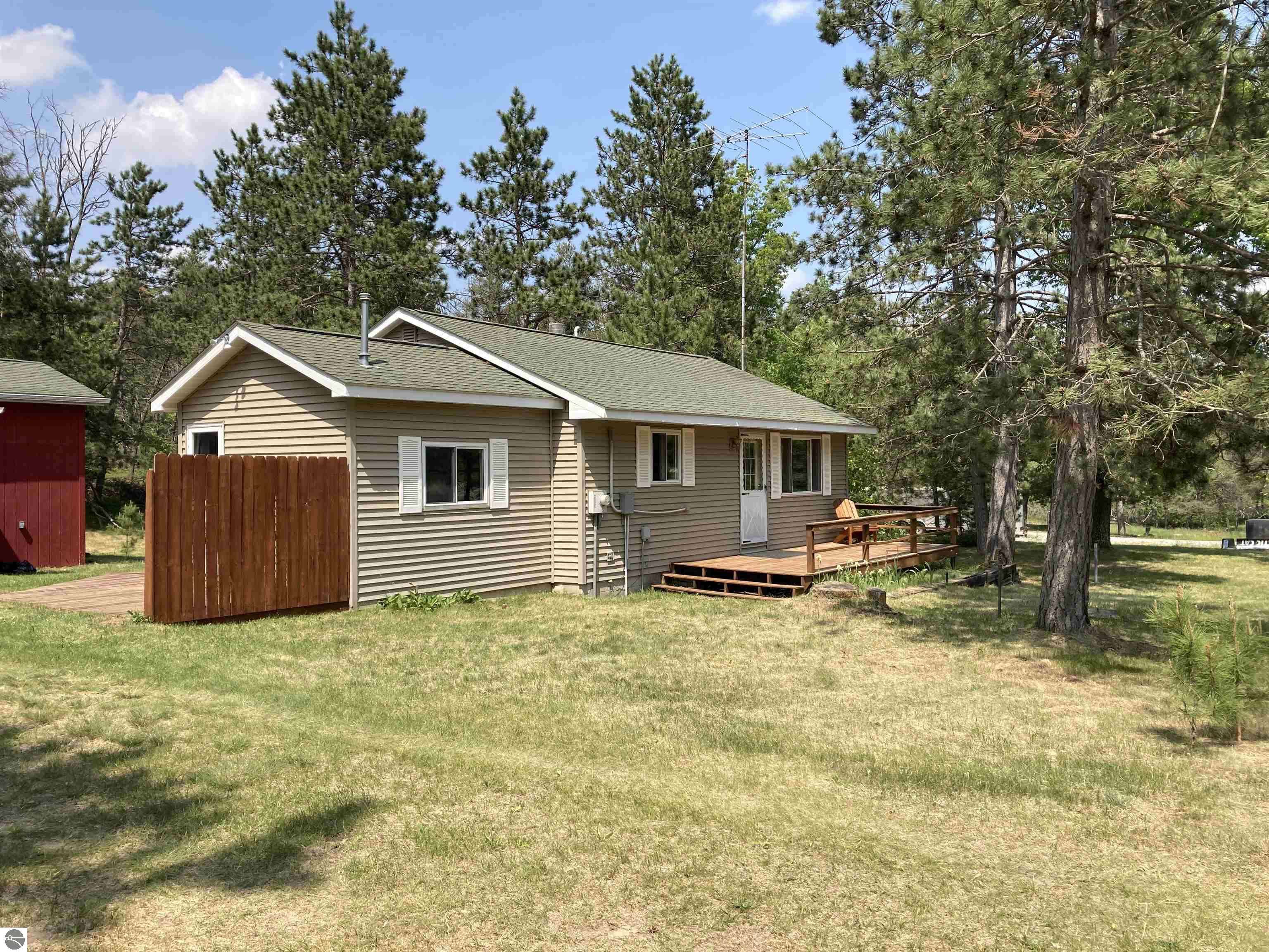 Rose City, MI 48654,1064 W Valley