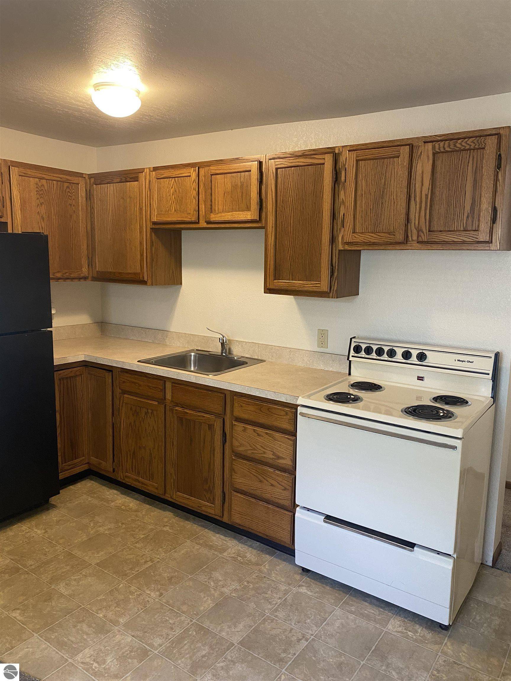 Mt Pleasant, MI 48858,316 N University