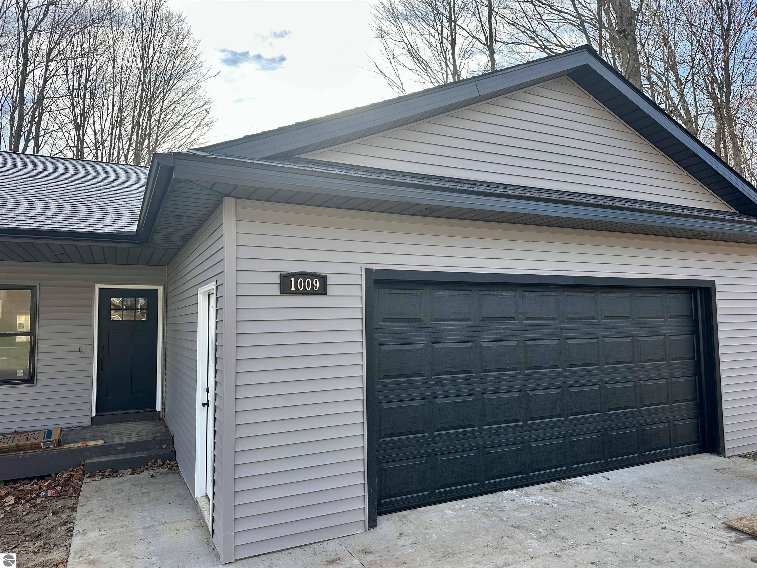 Traverse City, MI 49696,1009 Birmley Estates Drive