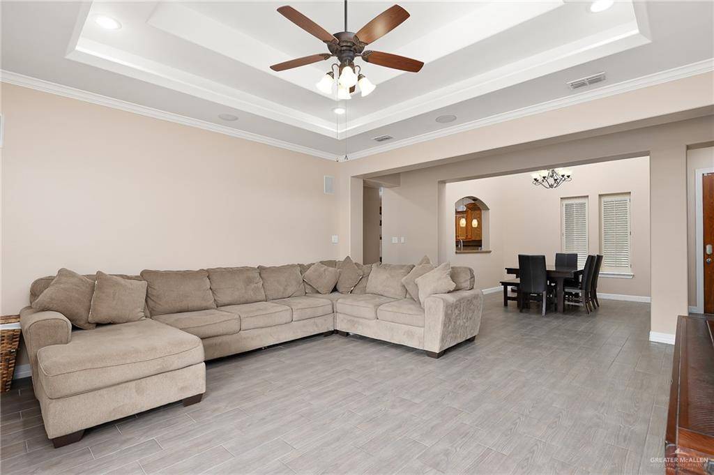 Mcallen, TX 78504,2917 Hondo AVE