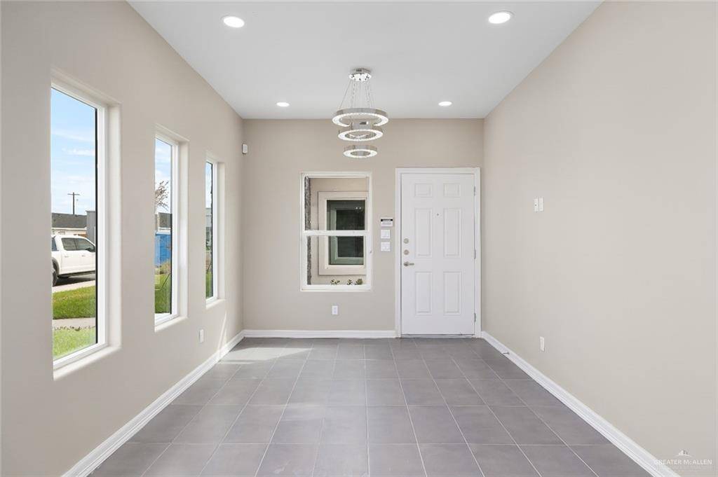 Mcallen, TX 78504,11007 36th LN