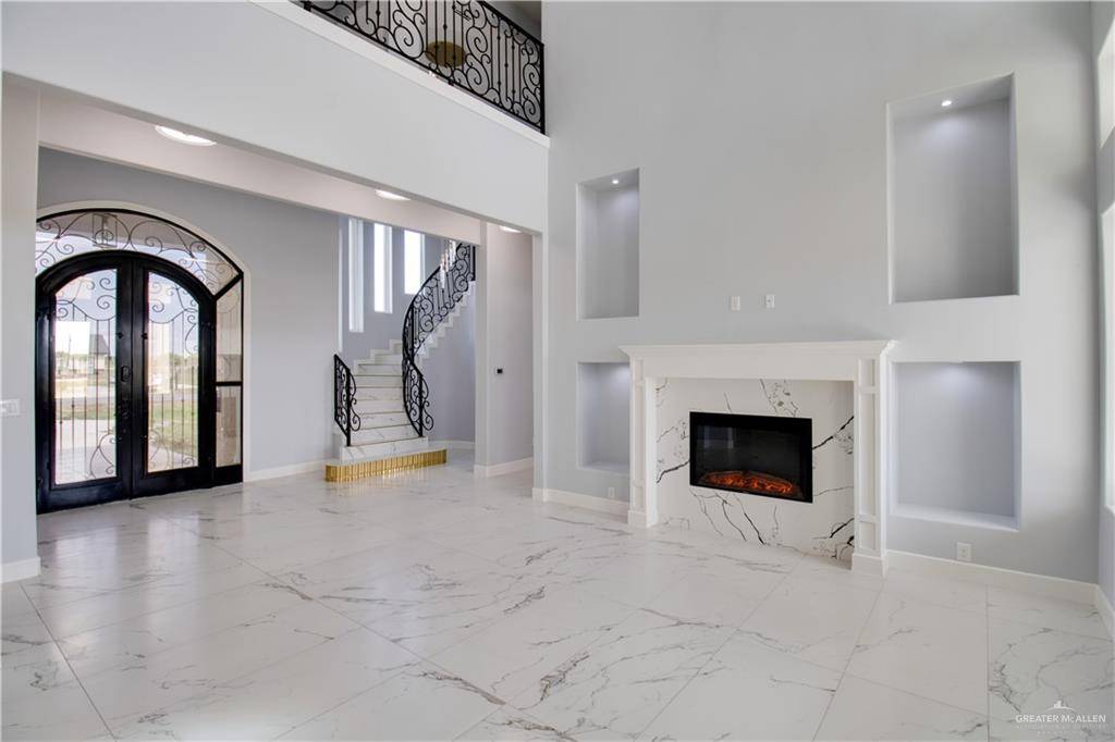 Progreso, TX 78579,416 S Esperanza ST