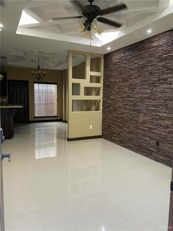 Edinburg, TX 78541,201 Teak DR