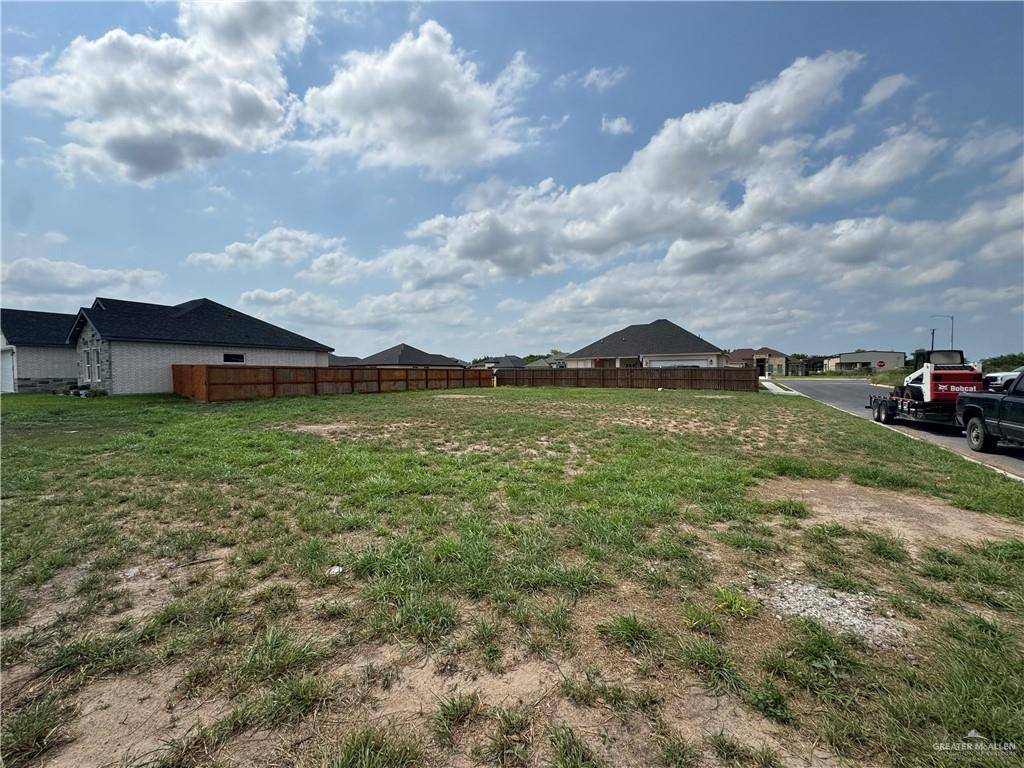 Weslaco, TX 78599,000 Juan Seguin ST