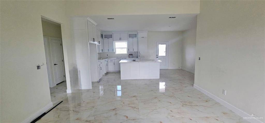 Edcouch, TX 78538,121 Lenon ST