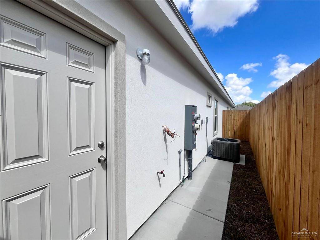 Edinburg, TX 78541,1205 Shavano DR #3