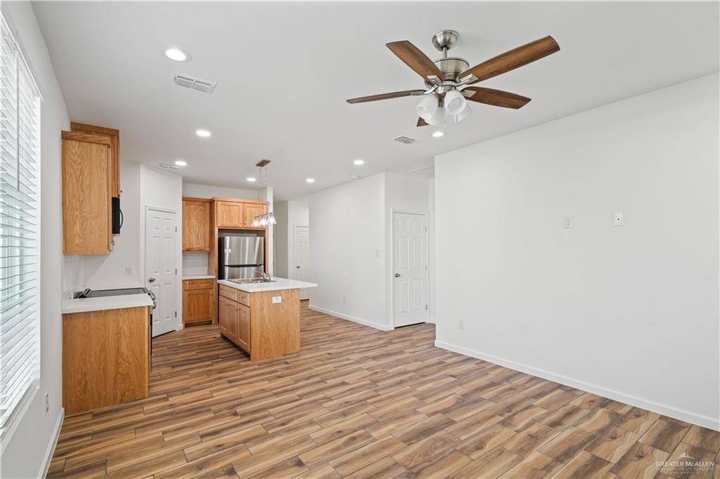 Edinburg, TX 78542,2104 E San Andrea ST #1