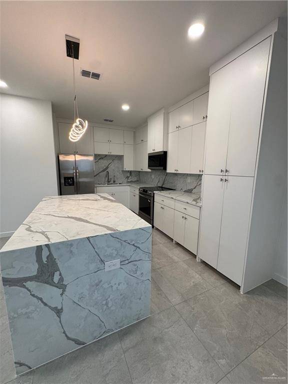 Mission, TX 78572,2109 Cassandra ST #3