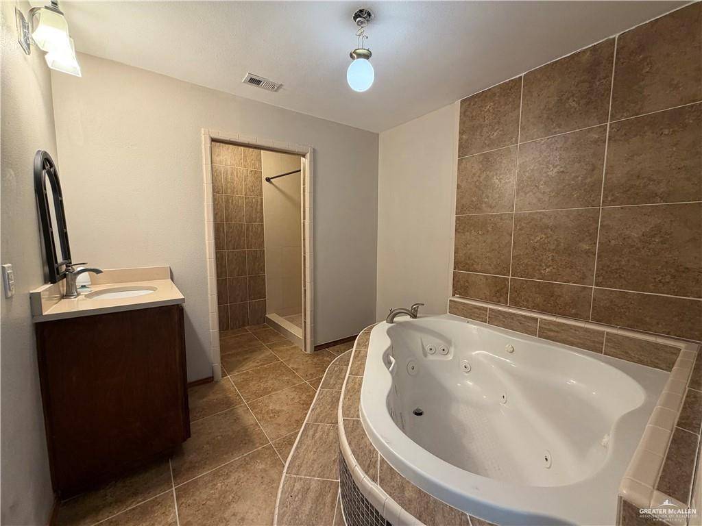 Donna, TX 78537,135 Elijah AVE