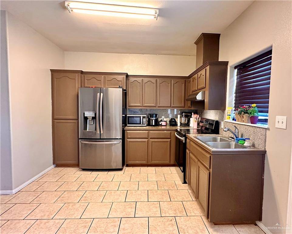 Edinburg, TX 78541,1613 N Phoenix ST