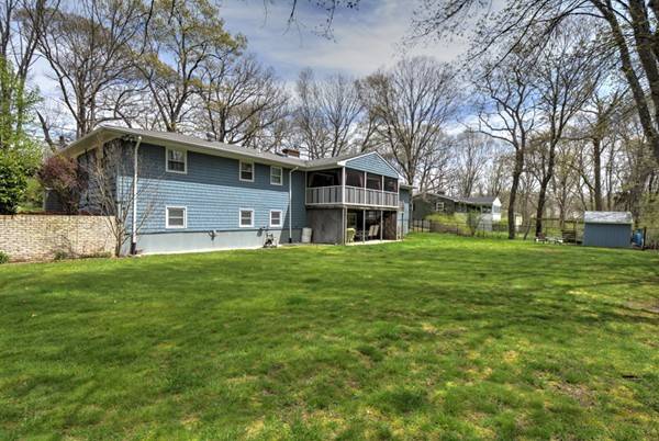 North Attleboro, MA 02760,249 Old Post Rd