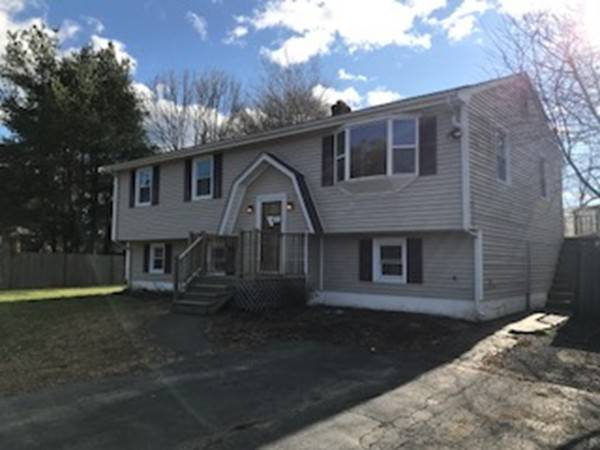 Taunton, MA 02718,659 Middleboro Ave