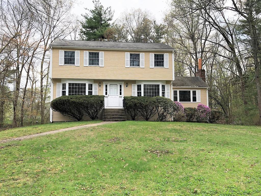 Medfield, MA 02052,46 Evergreen Way