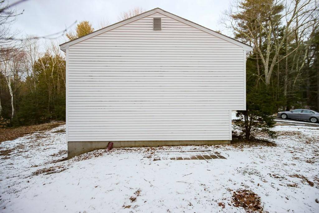 Athol, MA 01331,560 Doe Valley Road