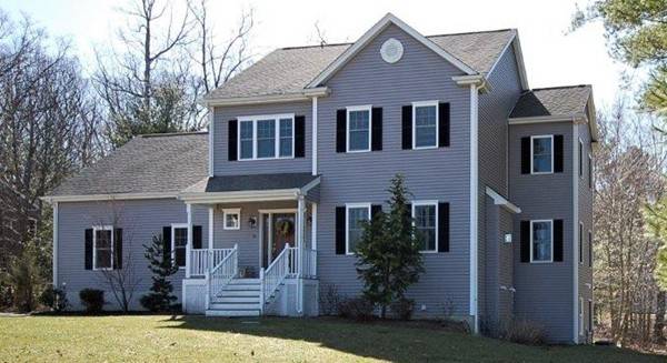 Wrentham, MA 02093,59 Ridge Road