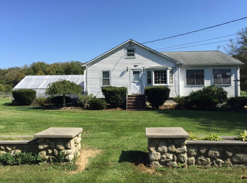 Westport, MA 02790,698 Pine Hill Road