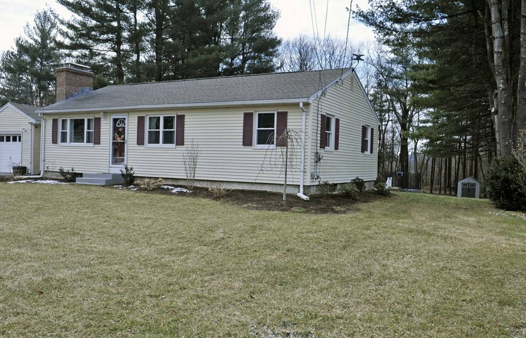 Westfield, MA 01085,18 Belleview Dr